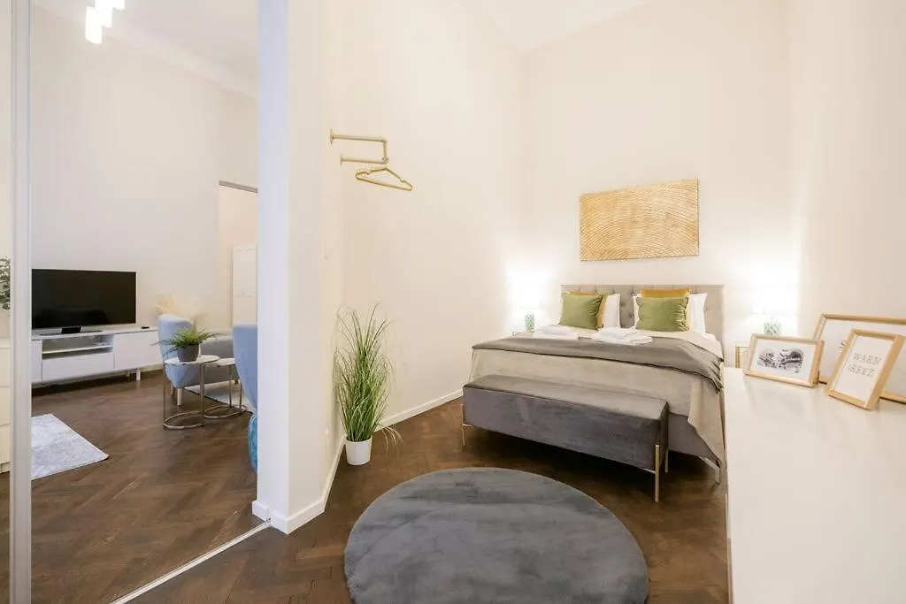Modern And Stylish 2-Bedroom In The City Center Budapešť Apartmán